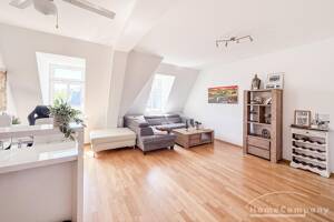 22801 HomeCompany Dresden Möbliert/Furnished 3-Zimmer Maisonette Wohnung in Dresden-Striesen mit Balkon max. 3 Personen – 1309 Dresden – Vorschaubild 1