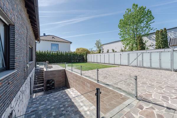 Haus in 47443 Moers mit 280 m² kaufen