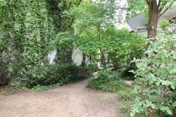 BEGEHRTE LAGE, IN DER NÄHE VOM BOXHAGENER PLATZ & OST-BHF - MIT ZWEI BALKONEN - ZUR ZEIT VERMIETET – Berlin – Vorschaubild 7