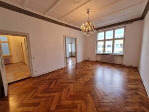Großartige Altbau-Eigentumswohnung*4 bis 5 Zimmer*Balkon*Lift*geschliffenes Parkett*Stuck*City West*hohe Decken – 10707 Berlin – Vorschaubild 8