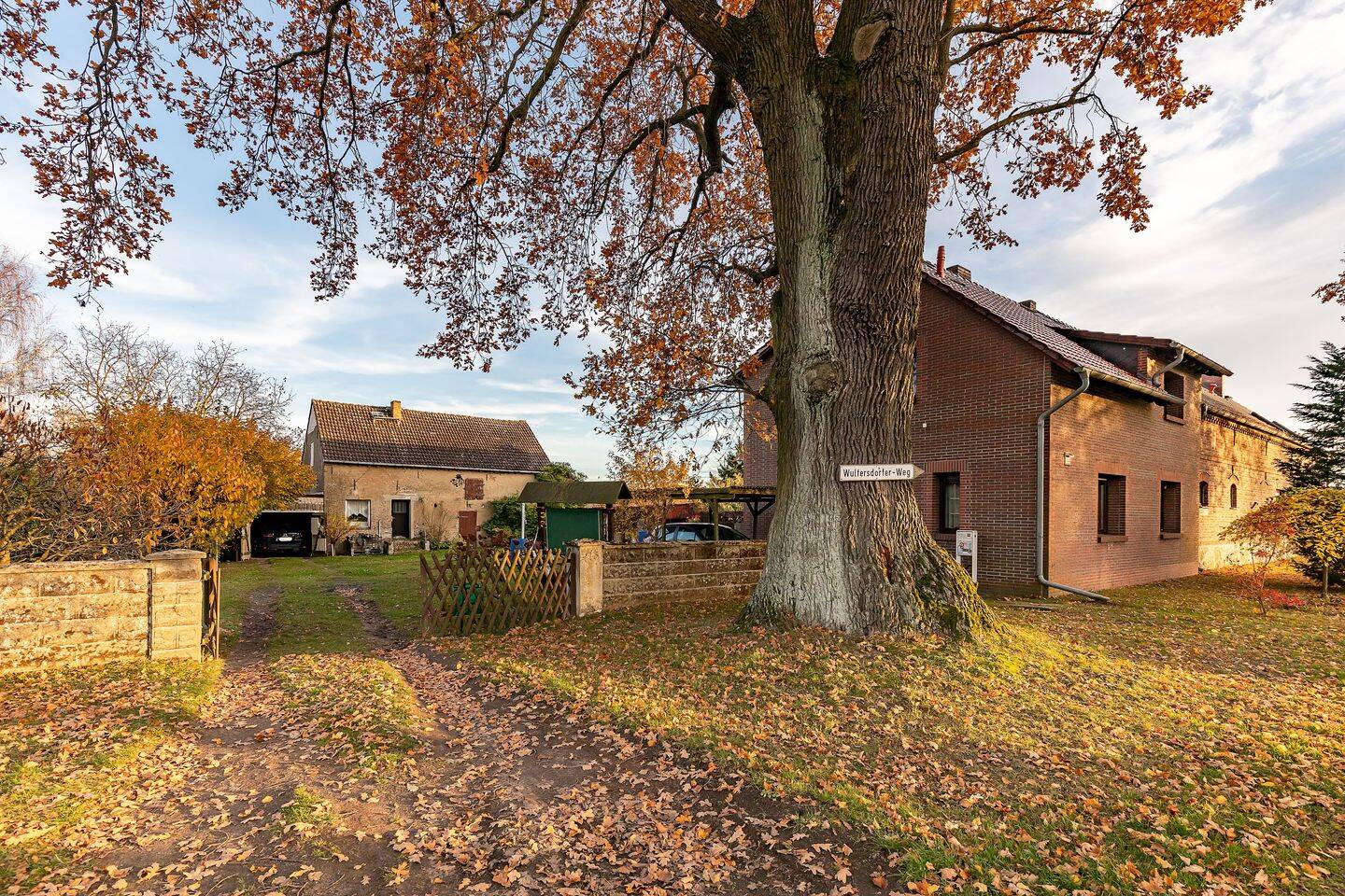 Vielseitiges Anwesen mit Einfamilienhaus, Veranstaltungsgebäuden & großem Grundstück in Tauche! – Tauche – Vorschaubild 3