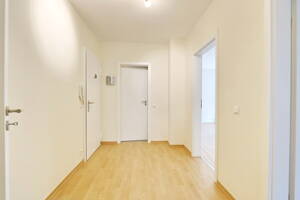 Vermietete 2-Zimmer-Wohnung mit Terrasse und Tiefgaragen-Stellplatz in Hamburg-Poppenbüttel – 22399 Hamburg – Vorschaubild 8