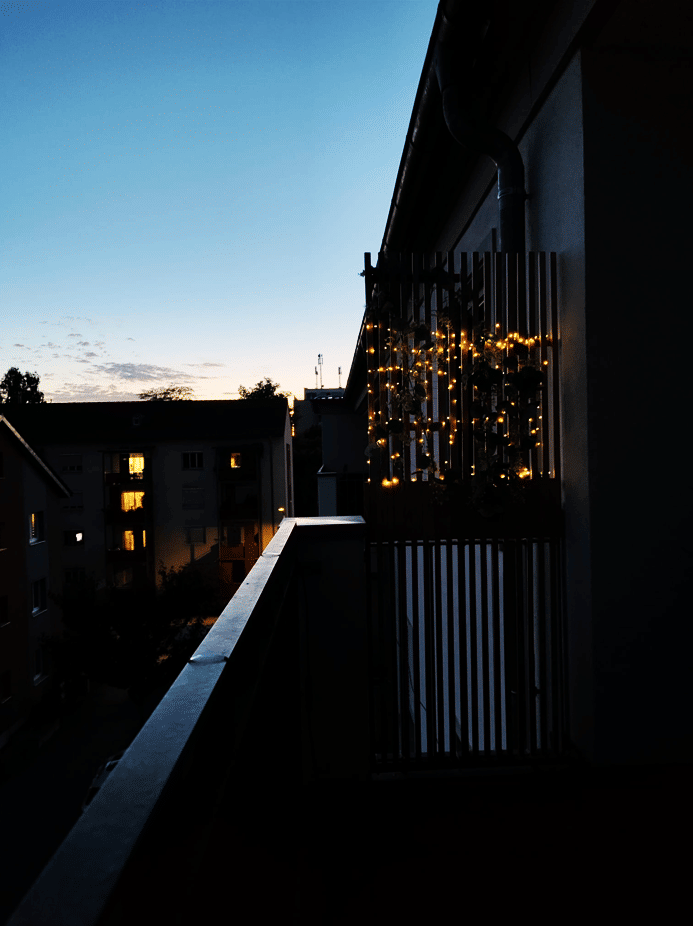 Wunschlos glücklich: 3-Zi.-Dachterrassenwohnung (3. OG) mit ca. 20m² Südwest-Terrasse, Lift & 4 XXL-Stellplätzen (Erstbezug 2016) – Regensburg – Vorschaubild 7