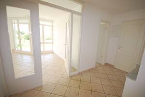 * helle und sehr schöne 2-Zimmer-Wohnung in ruhiger und grüner Lage * – 1326 Dresden – Vorschaubild 5