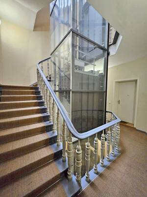Top Lage - sehr schöne helle 2 Zimmer Wohnung mit Balkon – 10247 Berlin – Vorschaubild 4