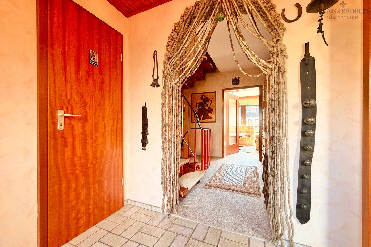 Riesen Garten! Großzügiges Reiheneckhaus mit Balkon & Garage – Erlangen – Vorschaubild 4