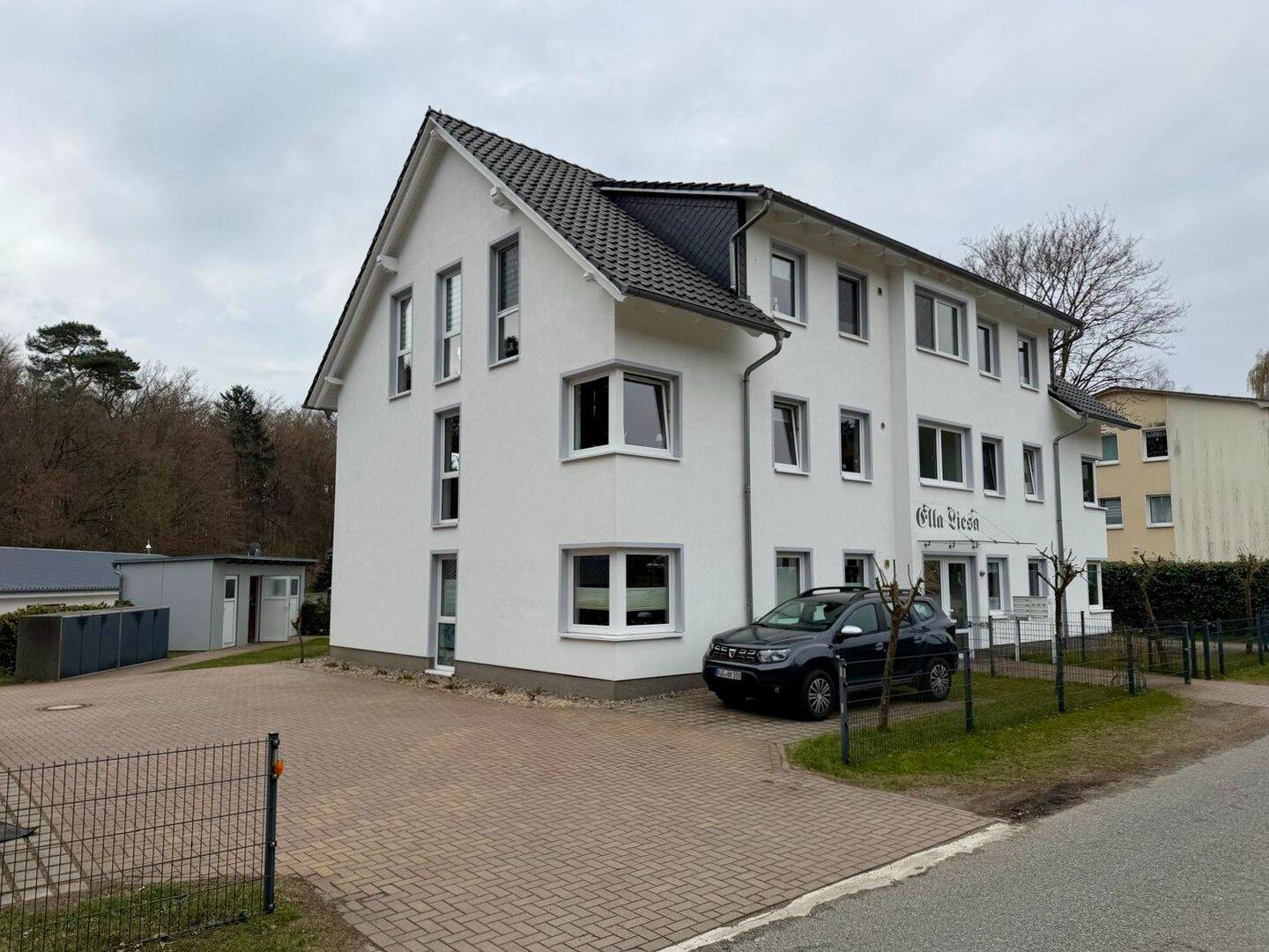 Mehrfamilienhaus am Ortsrand - solide Kapitalanlage mit Entwicklungspotenzial – Sellin – Vorschaubild 3