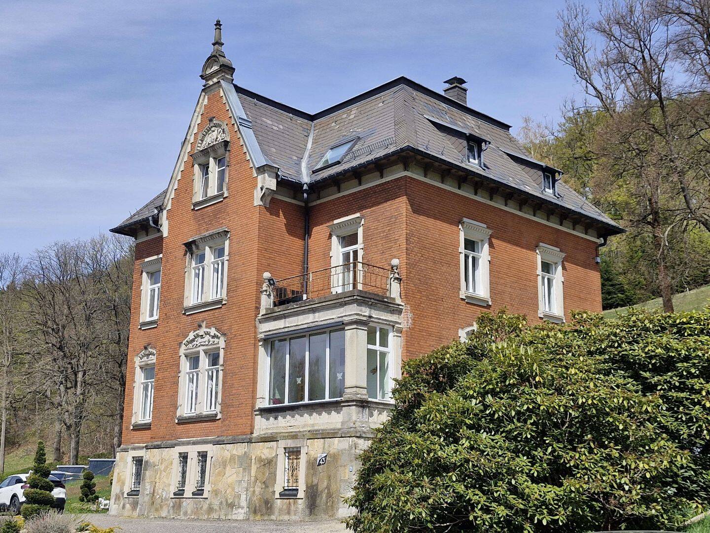 Historische Gründerzeitvilla in Pobershau - Wohnen mit Charme und großem Gartenparadies! – Marienberg – Bild 1 von 9
