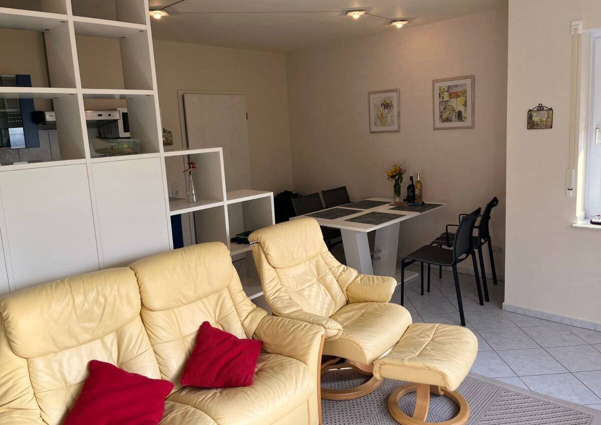 Hochwertige, möblierte Wohnung (65 m2) in ruhigem Wohnviertel in Trier-Ruwer - frei ab 01.09.2024 – 54292 Trier – Bild 1 von 9