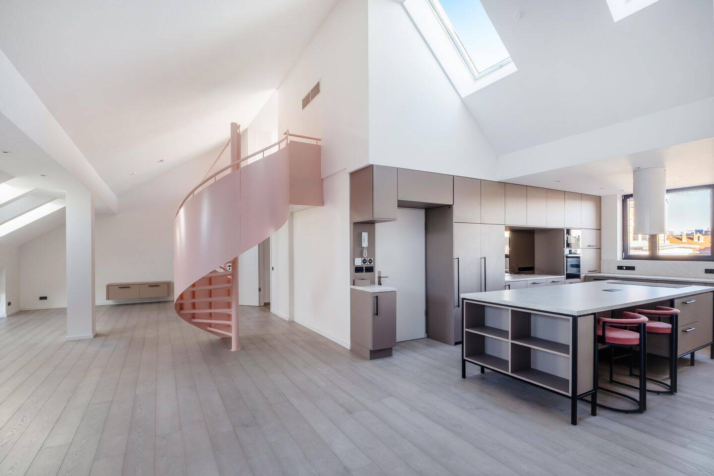 The Art of Living - Ikonisches Galerie-Penthouse am Moritzplatz – Berlin – Vorschaubild 4