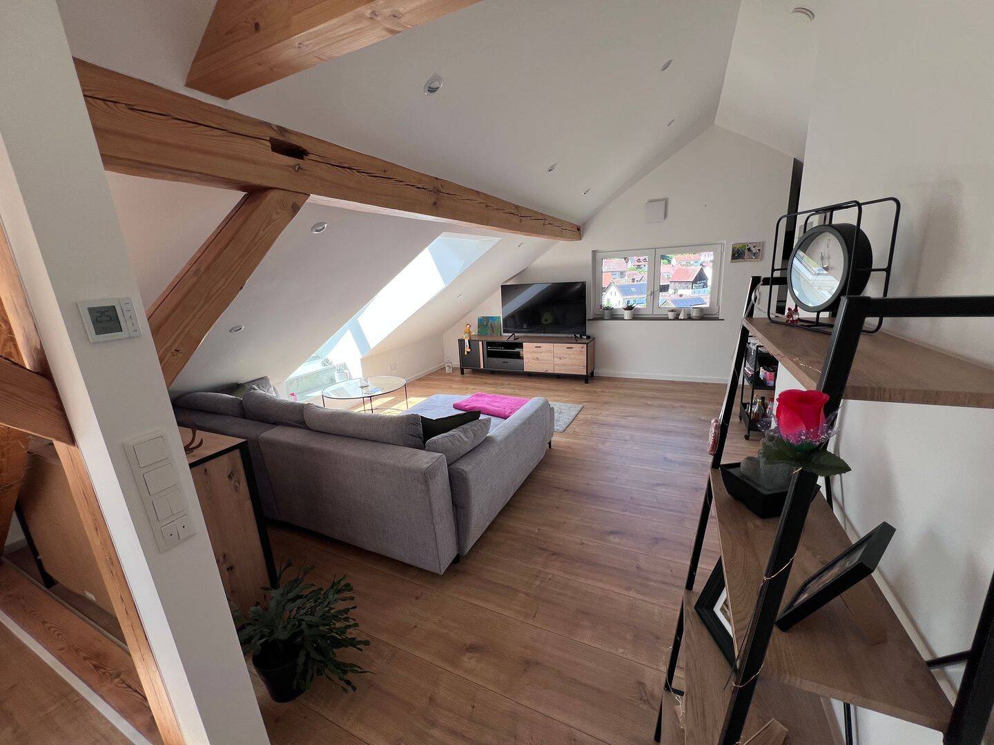 Schöne Dachgeschoss(-Single)wohnung in Waischenfeld (Buchberg) – Waischenfeld – Vorschaubild 2