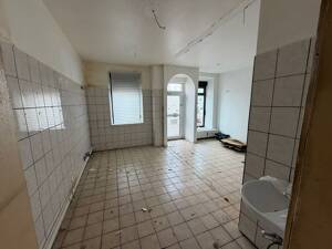 Historisches Mehrfamilienhaus mit großem Entwicklungspotenzial in zentraler Fürther Lage – 90762 Fürth – Vorschaubild 8