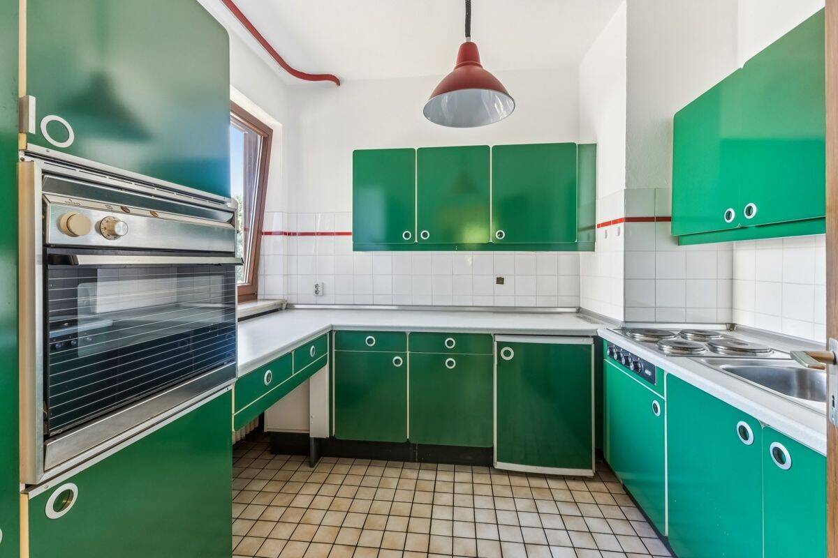 Nah am Werdersee und bestens angebunden: 2-Zimmer-Wohnung mit Balkon und Garage zur Renovierung! – Bremen – Vorschaubild 9
