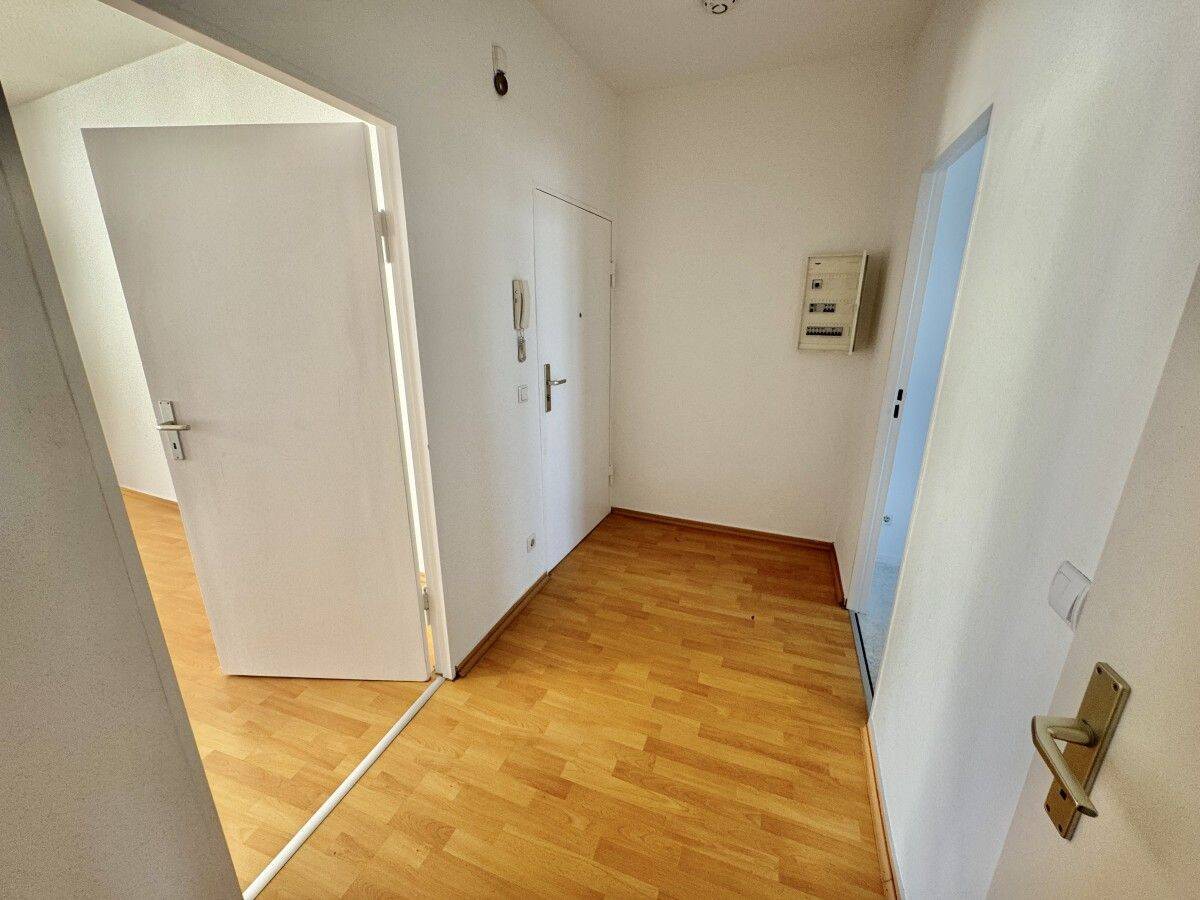 Perfekter Wohnstart mit Wohlfühlfaktor, Licht und Ruhe – Berlin – Vorschaubild 7