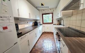 RUHIGE 2.REIHE-LAGE! Riesige 4,5 Zi.-Maisonette-ETW TG,EBK,Balkon,XL-Hobbyraum, 2 Keller,Gem.Garten – 70563 Stuttgart – Vorschaubild 8