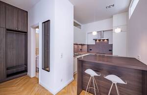 Moderne Wohnung mit großzügigem Südbalkon – 20149 Hamburg – Vorschaubild 3