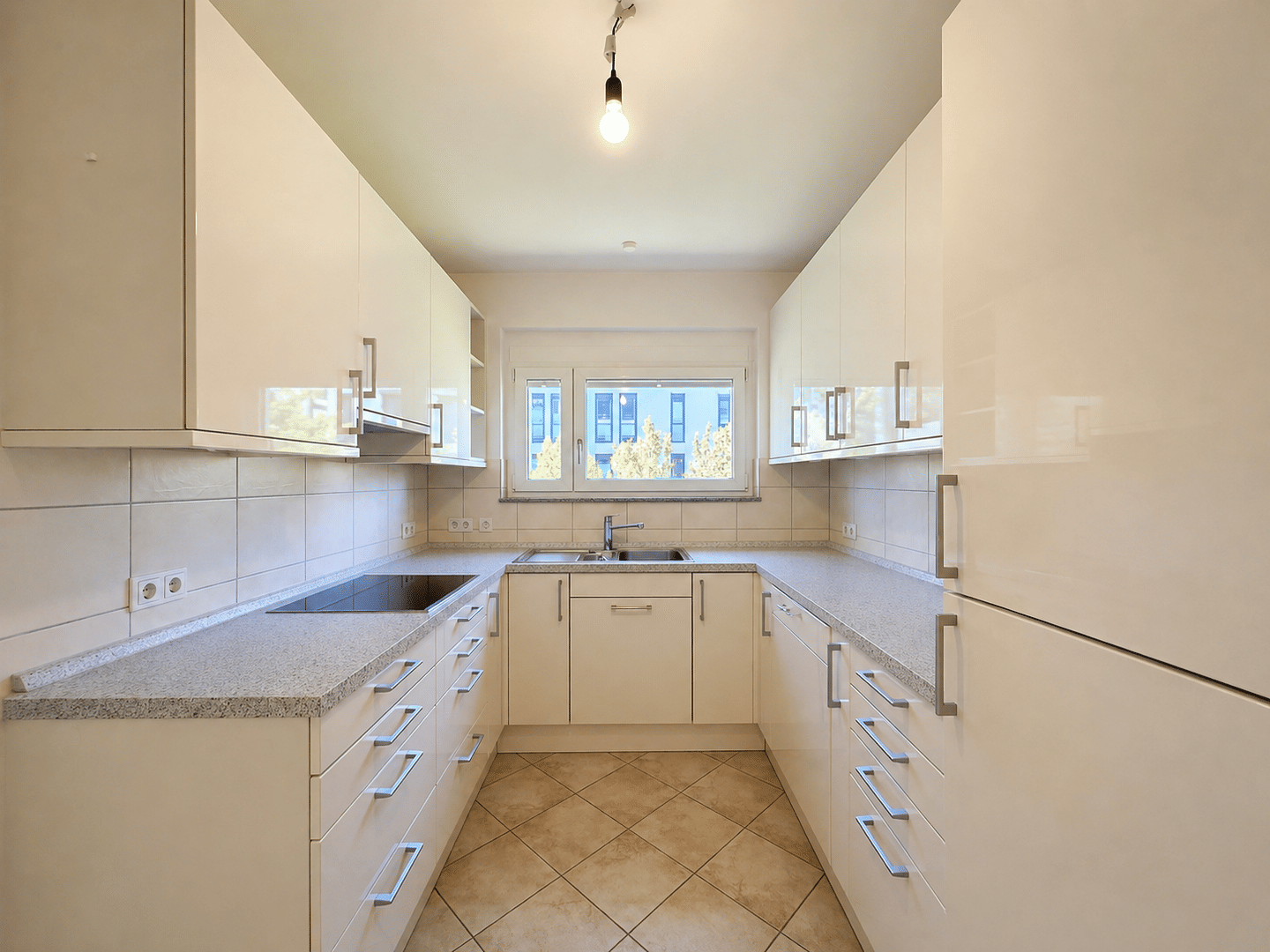 Moderne 4 Zimmerwohnung | Hochwertige Ausstattung, Balkon und Aufzug in gepflegter Wohnlage! – Hannover – Vorschaubild 8