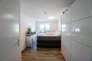 Attraktive 4-Zimmer-Erdgeschosswohnung mit Terrasse und drei Garagen – 72505 Krauchenwies – Vorschaubild 4