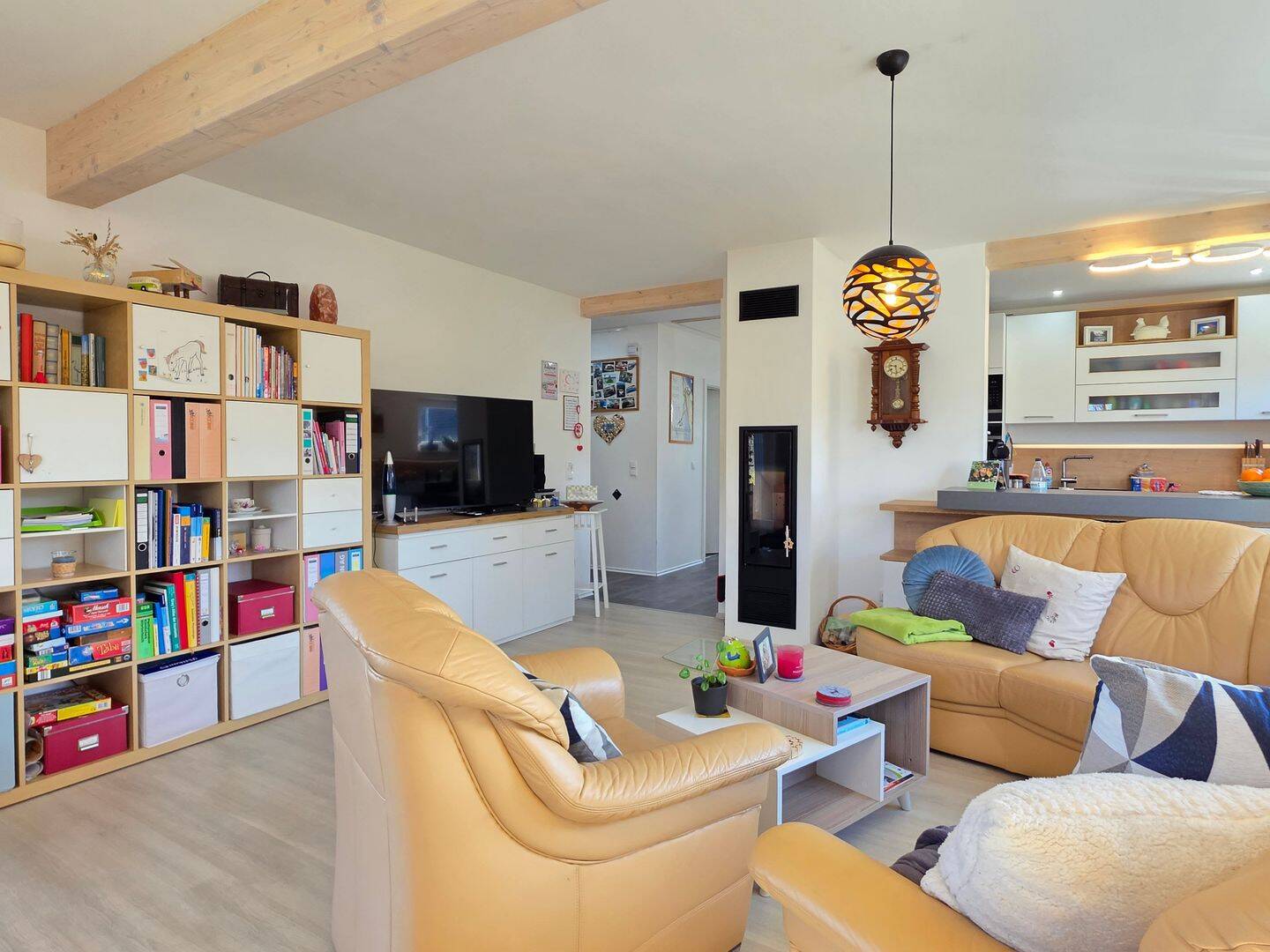 Moderner Bungalow aus dem Baujahr 2019 mit 2 Garagen! – Rödental – Vorschaubild 6