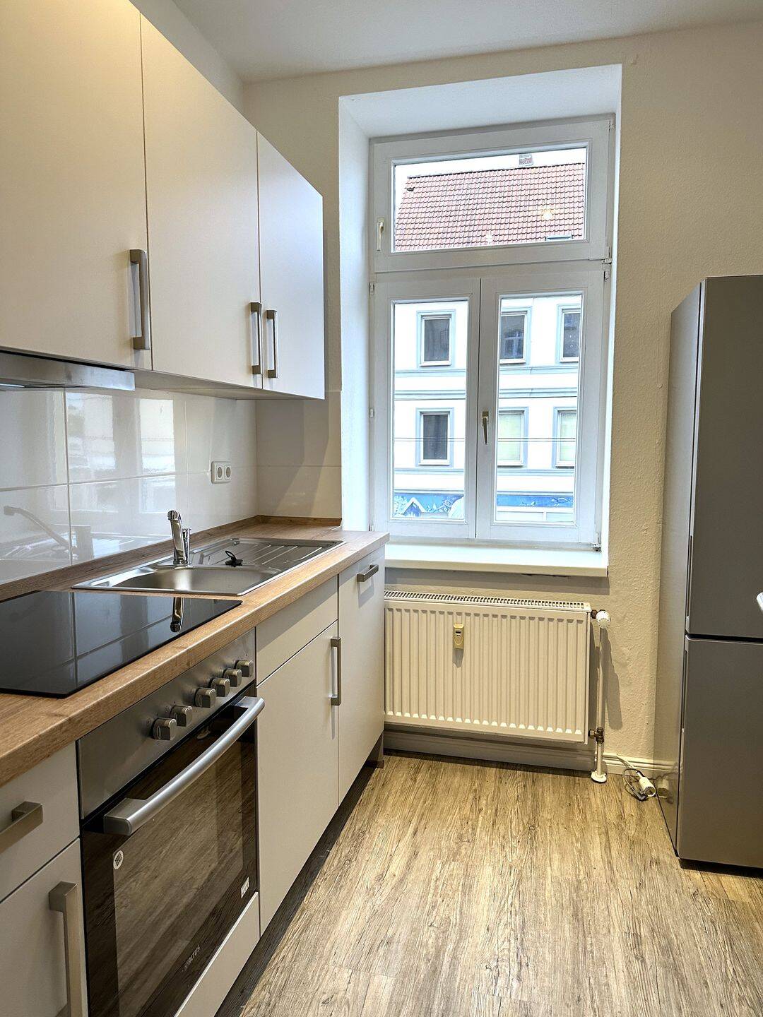 WG-geeignet mit Einbauküche und Duschbad – Magdeburg – Vorschaubild 4