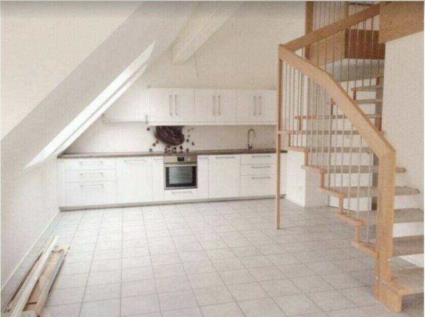 3,5-Zimmer Maisonettewohnung mit Balkon und Einbauküche in Regensburg Nord – Regensburg – Vorschaubild 2
