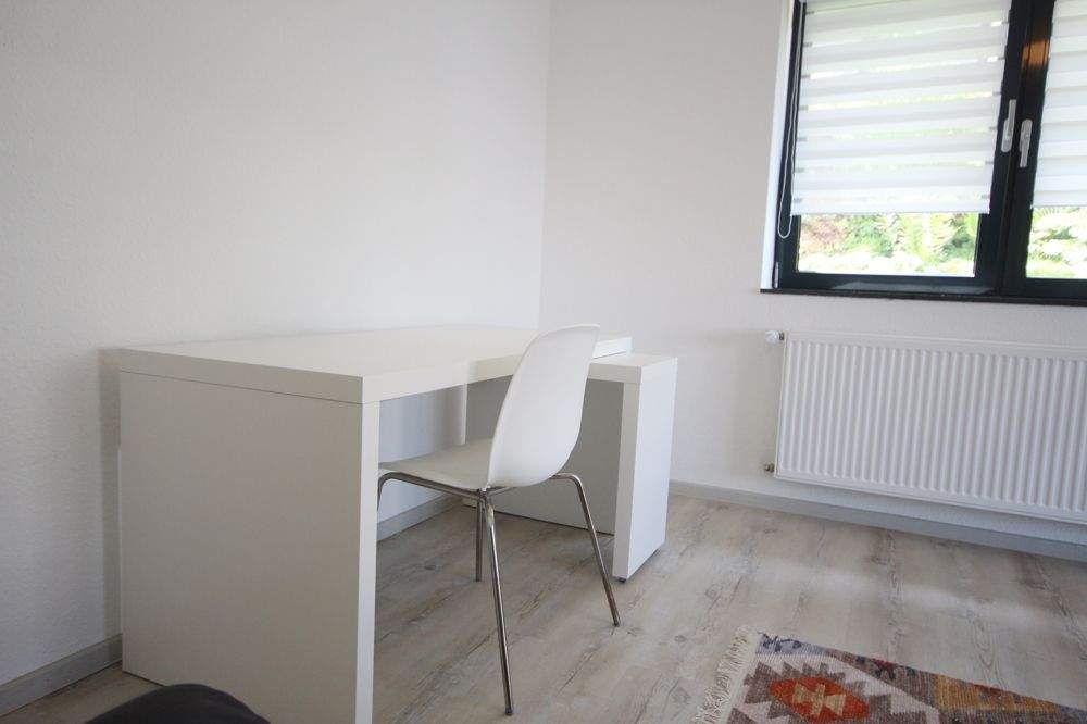 **Renovierte und modern eingerichtete Wohnung in ruhiger Lage** – Saarbrücken – Vorschaubild 3