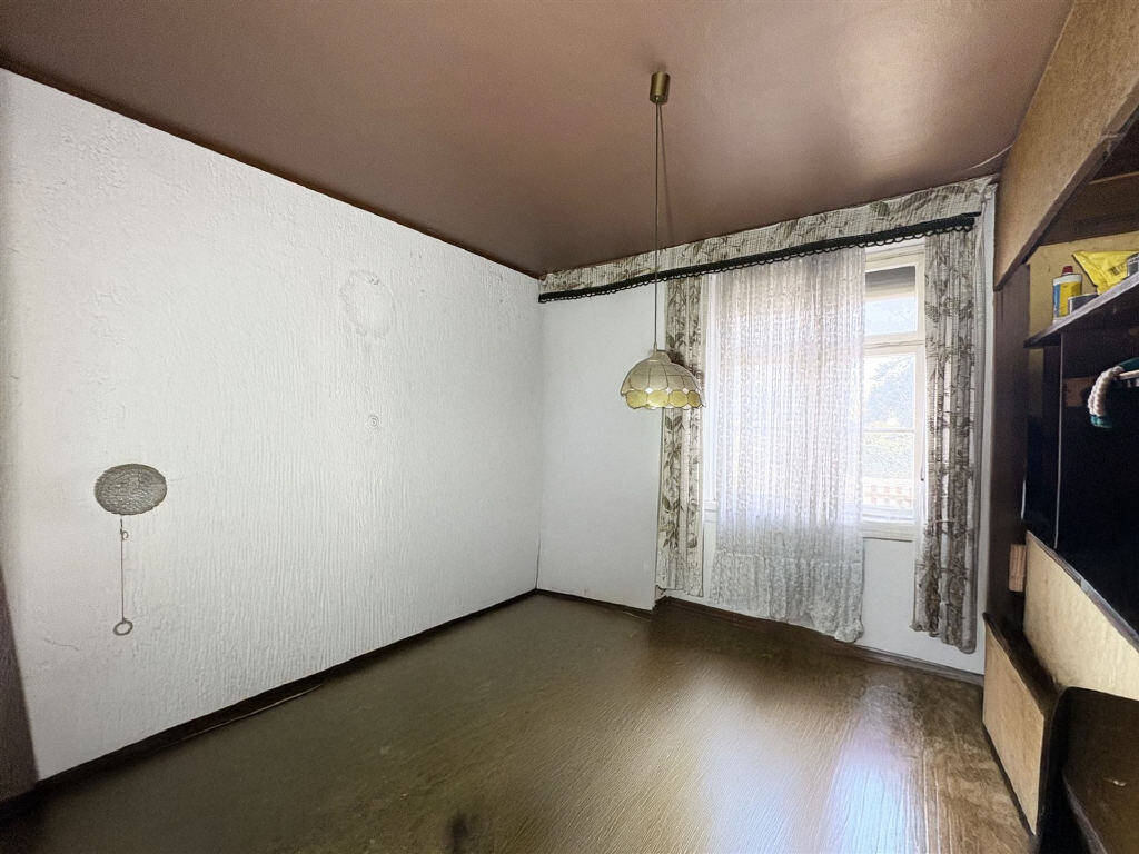 Investieren in zentraler Lage von Mainz-Kastel: Freistehendes 6 Familienhaus mit Süd-West-Garten – Wiesbaden – Vorschaubild 6