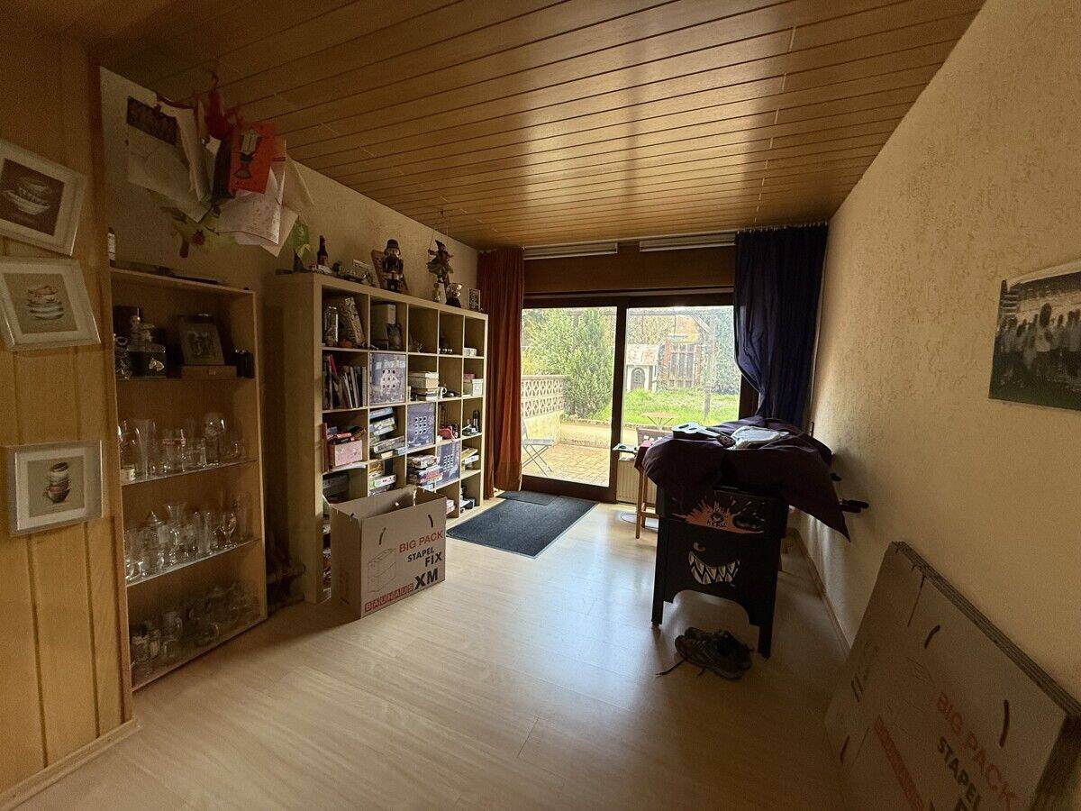 Charmantes Reihenmittelhaus mit Garten in bevorzugter Wohnlage von Saarbrücken- Am Homburg – Saarbrücken – Vorschaubild 4
