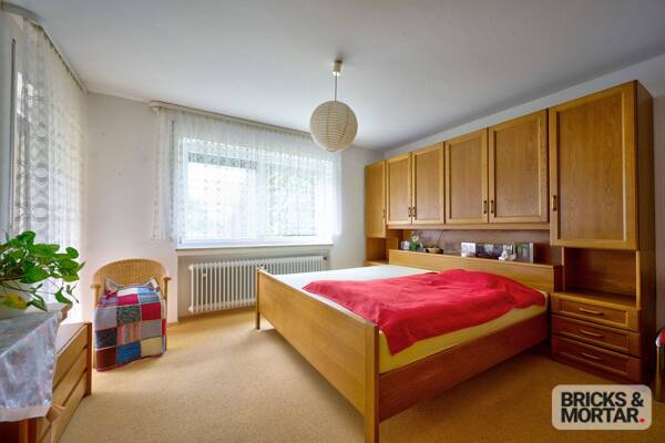Haus in 89335 Ichenhausen mit 280 m² kaufen