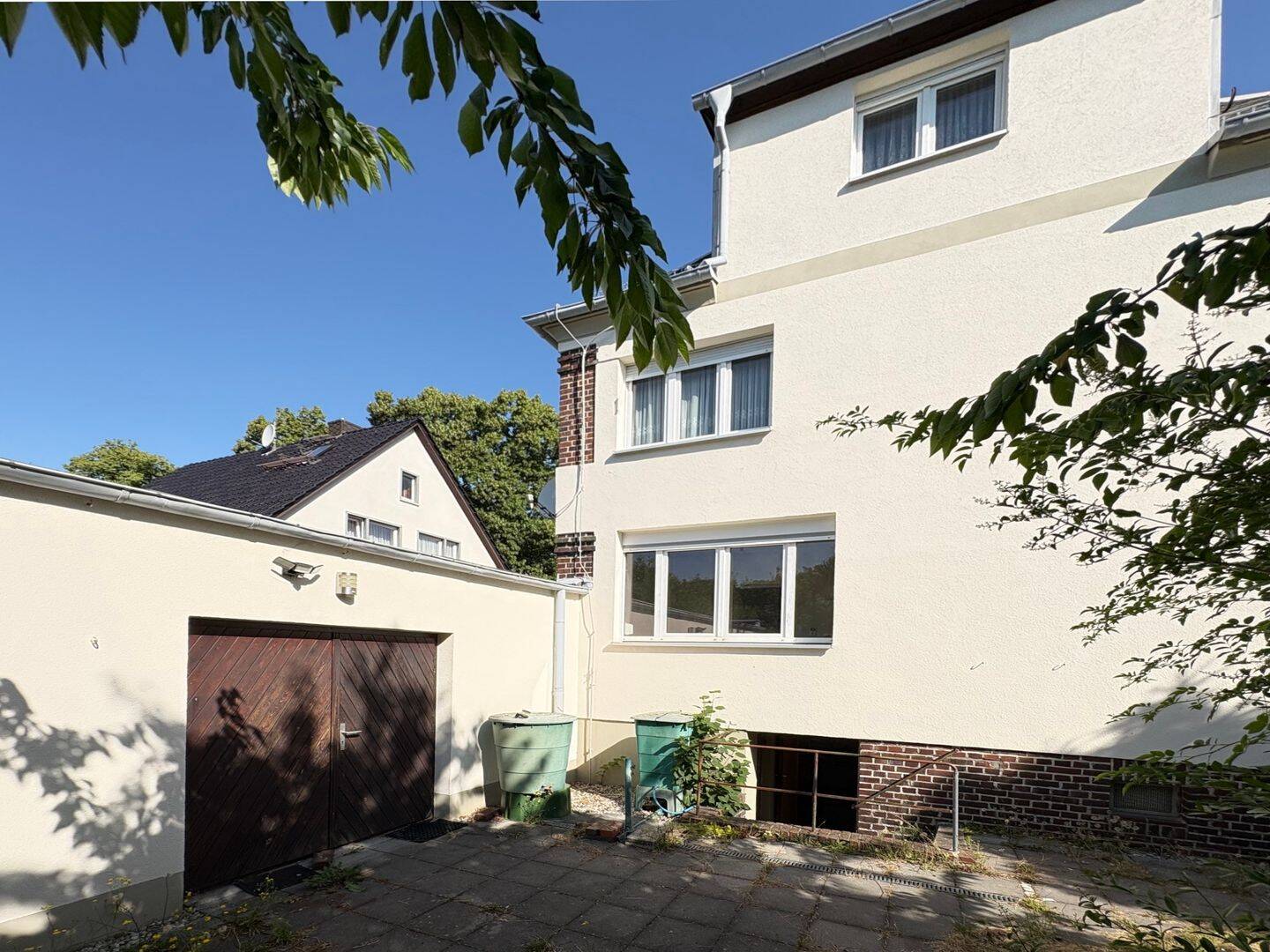 Freistehendes Zweifamilienhaus mit großzügigem Grundstück! – Leipzig – Vorschaubild 6