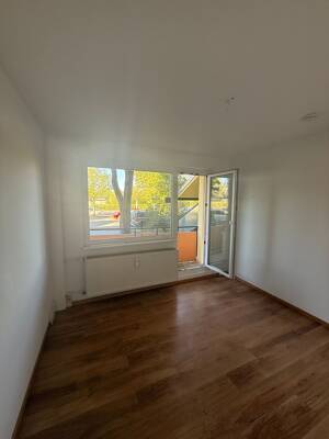 Schöne 2 Raumwohnung mit Balkon im Grünen mit Stellplatz. – 99087 Erfurt – Vorschaubild 4