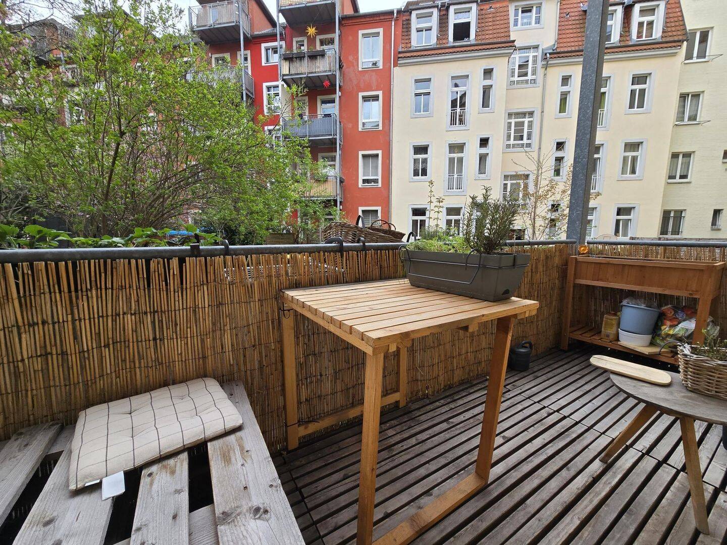 gemütlich, helle 2-Zimmerwohnung mit großen Balkon in zentraler, ruhiger Lage zu verkaufen. – Dresden – Vorschaubild 4