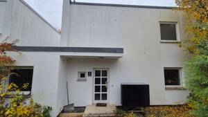 Zeitloser Bauhausklassiker im Grünen – 81247 München – Vorschaubild 3