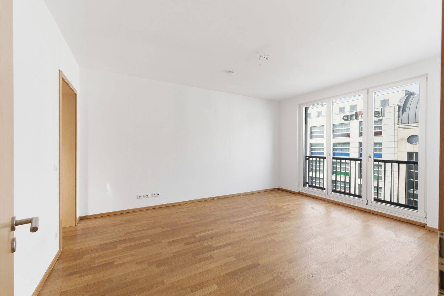 Berlin Mitte | 2 Bäder | Aufzug | TG-Stellplatz | Bezugsfrei | Energie A – Berlin – Vorschaubild 3