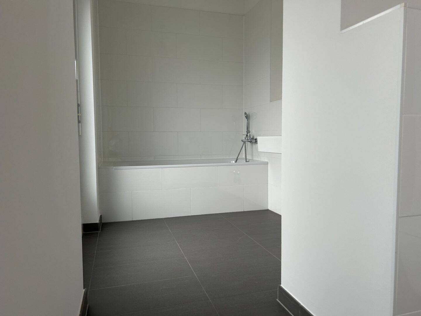 Wunderschöne große 3-Zimmer-Wohnung mit Dachterrasse in München – München – Vorschaubild 5