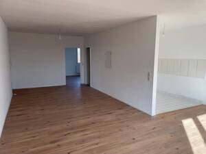 Ruhige 3-Raum-Wohnung in Apolda - saniert – 99510 Apolda – Vorschaubild 2