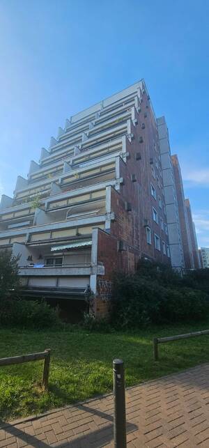 Kapitalanlage, keine Eigennutzung! Vermietete 4-Zi-Whg! Gut geschnitten, Balkon, Hochhaus in Kaulsdof – 12619 Berlin – Vorschaubild 9