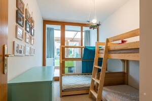 4-Zimmer-Wohnung mit Westbalkon, Moderner EBK in Holzkirchen Mitte – 83607 Holzkirchen – Vorschaubild 6