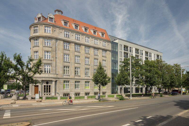 Einzigartige 2,5-Zimmer-Penthousewohnung im Dachgeschoss mit hochwertiger Einbauküche und zwei großen Terrassen – Leipzig – Vorschaubild 4