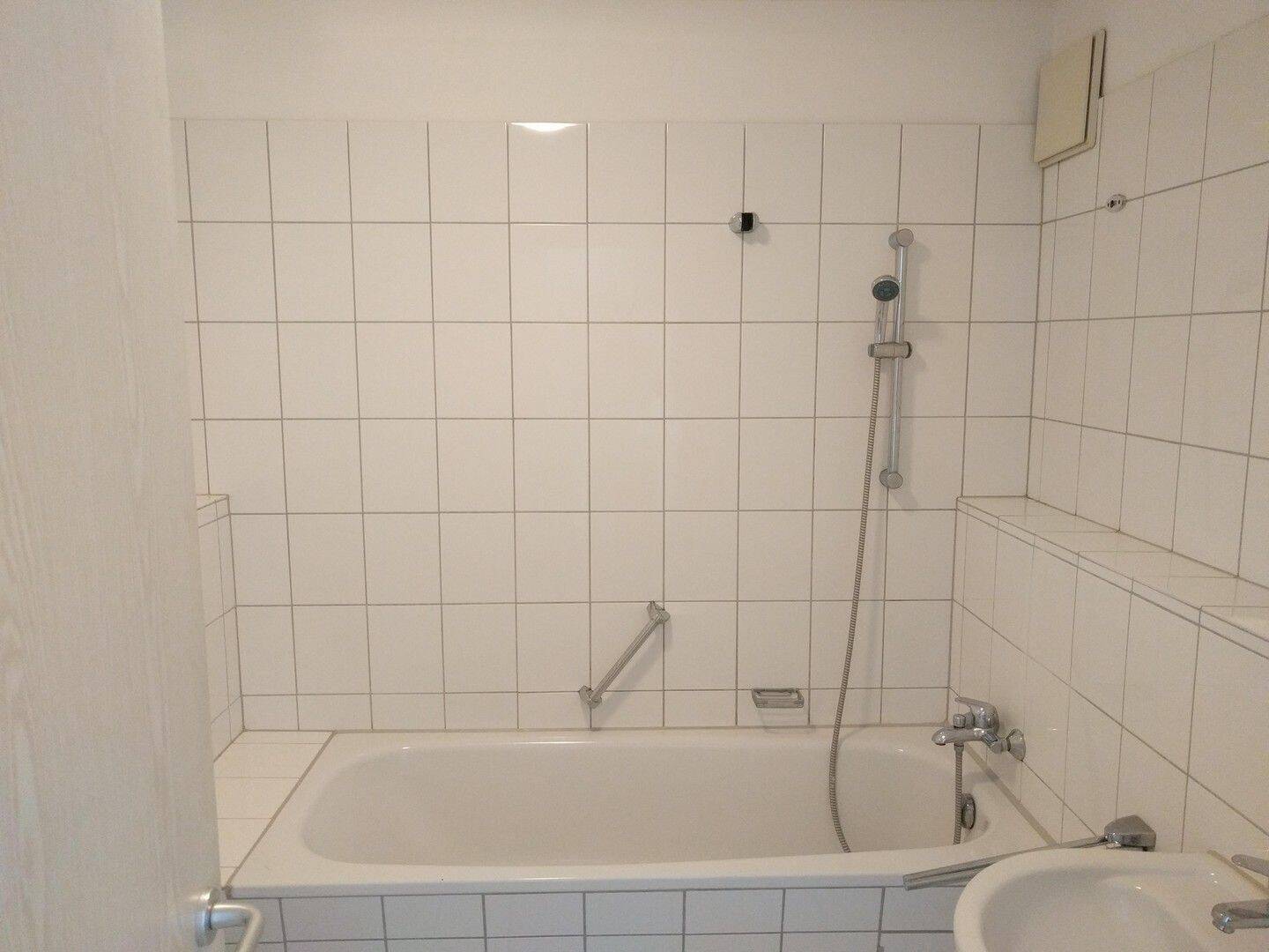 Top gelegene, 1-Zimmer Eigentumswohnung mit Westbalkon und Tiefgaragenstellplatz – Köln – Vorschaubild 7