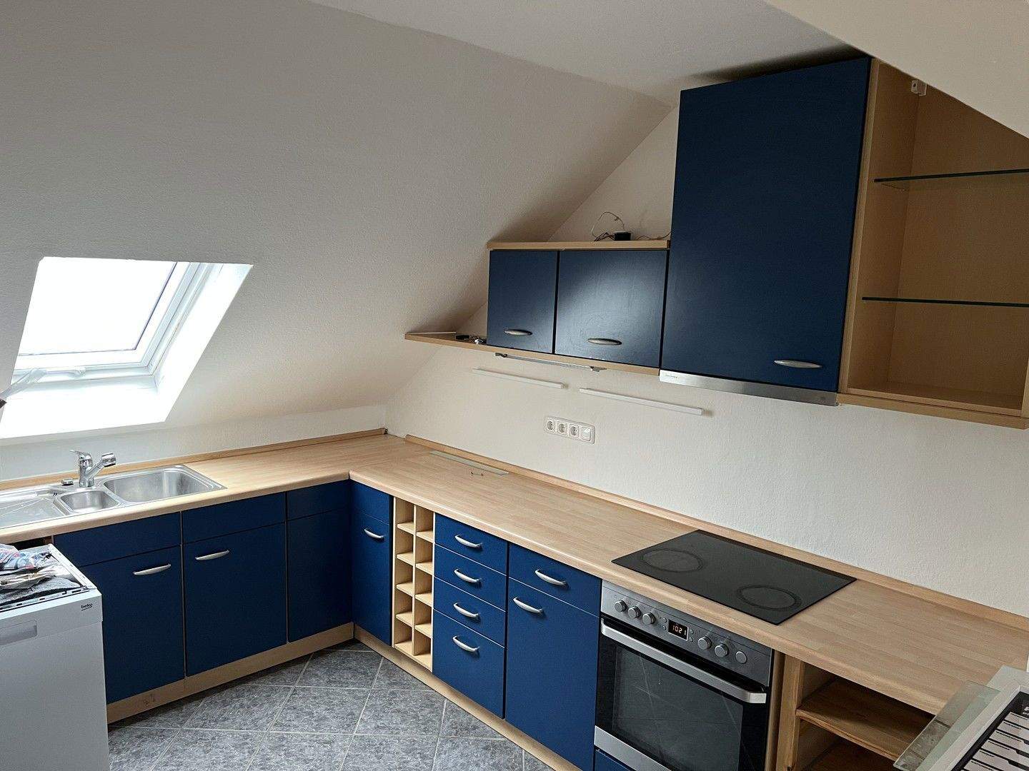 Geräumige Dachgeschosswohnung Alsdorf Schaufenberg