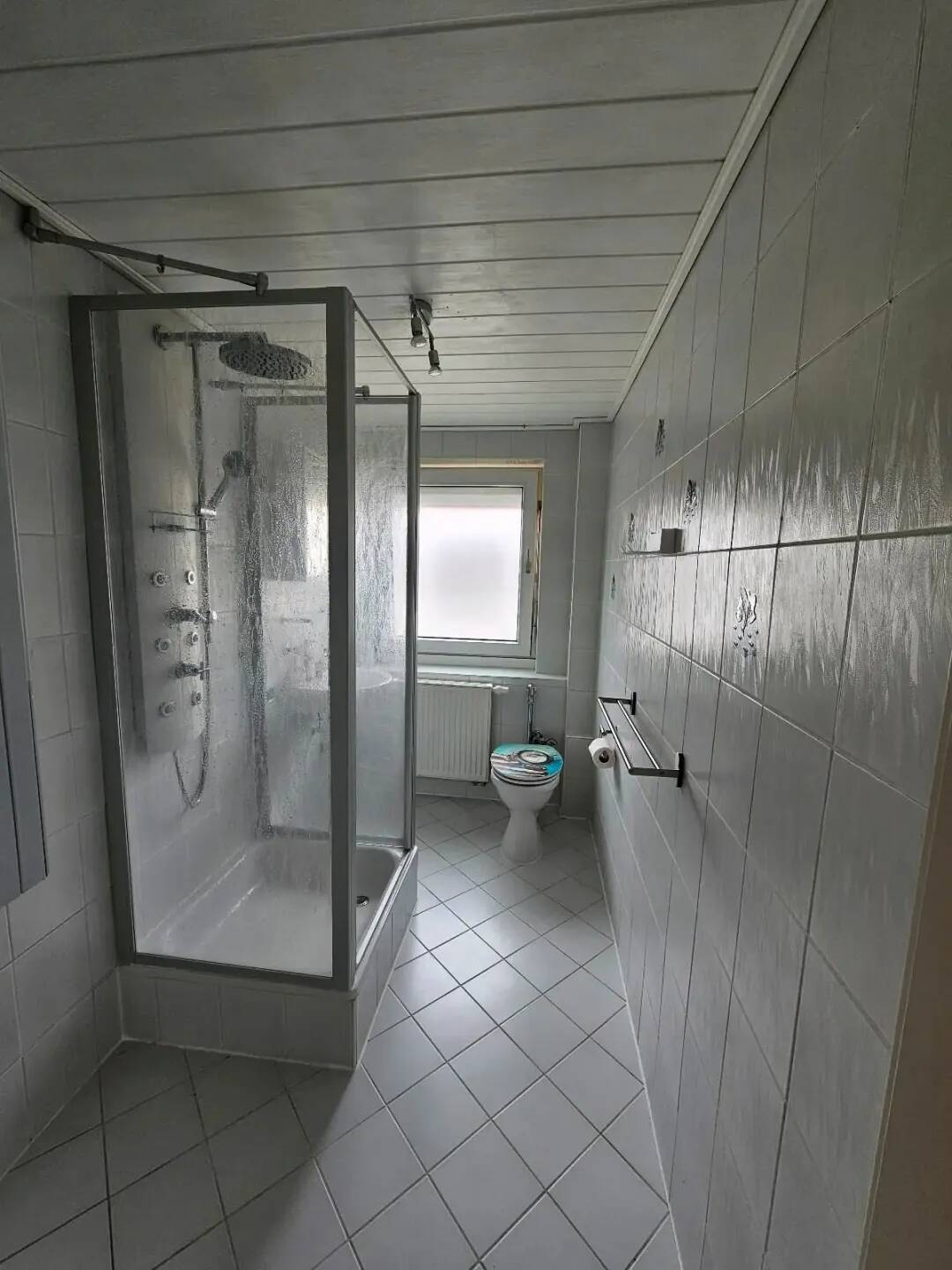 3-Zimmerwohnung renoviert mit Einbauküche – Hersbruck – Vorschaubild 9