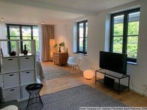 Aachen-City: Stilvoll-schick möbl. 2-Zi-Altbauwhng. mit Terrasse in ruhiger Innenstadtlage – 52062 Aachen – Vorschaubild 5