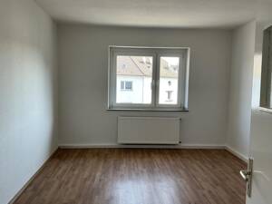 2-Zimmer-Wohnung in Essen Frohnhausen mit großem Wohnzimmer – 45145 Essen – Vorschaubild 4