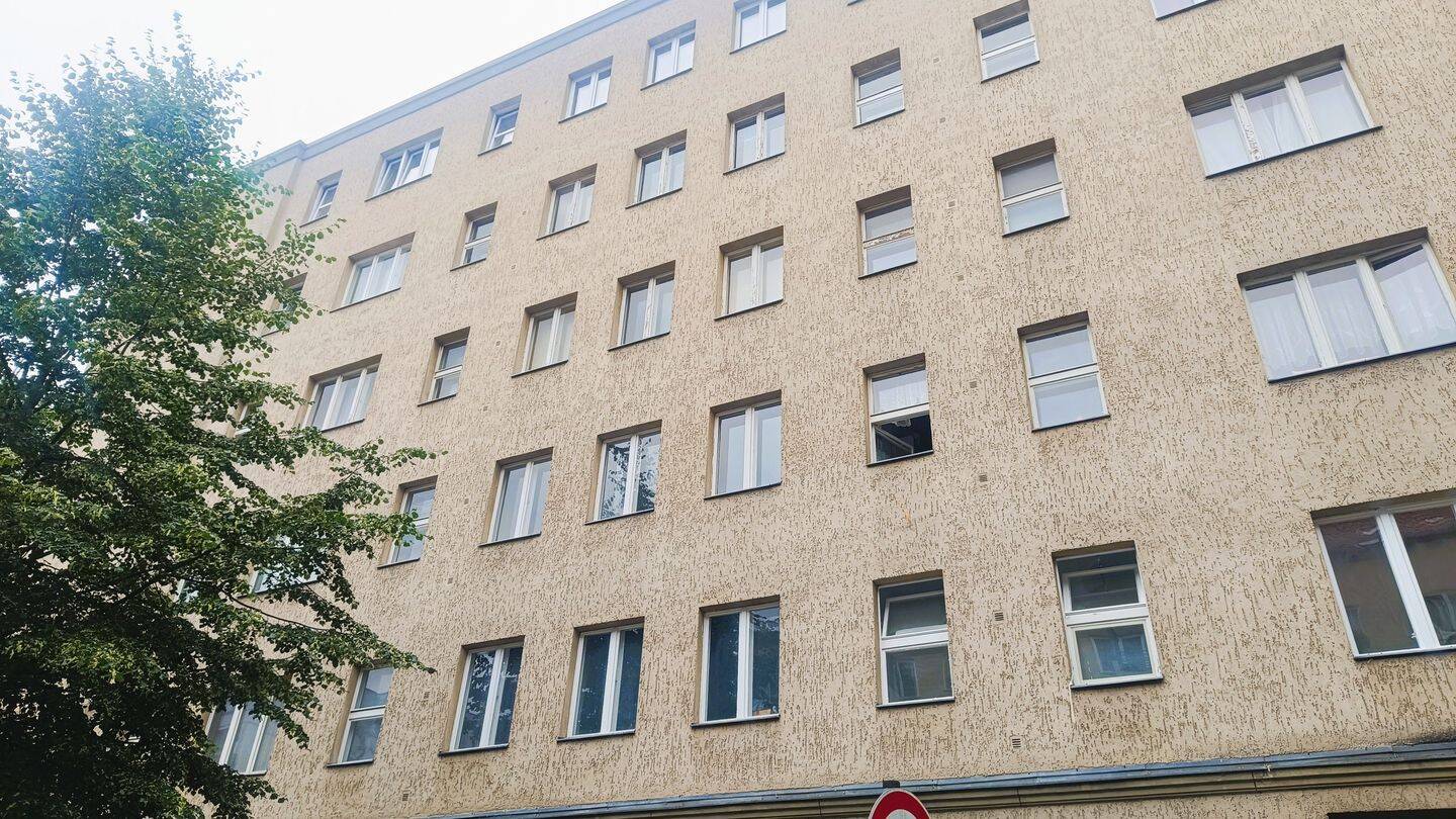 Renoviert und bezugsfreie Altbauwohnung -nahe Schloss Charlottenburg - – Berlin – Vorschaubild 3