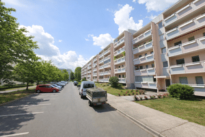 Kernsanierte 3-Zimmer-Wohnung mit moderner Einbauküche in zentraler Lager – 1219 Dresden – Vorschaubild 2