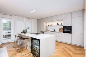 AIGNER - Exklusives Wohnen mit Stil: Luxussanierte Etagenwohnung auf höchstem Niveau – 81479 München – Vorschaubild 4