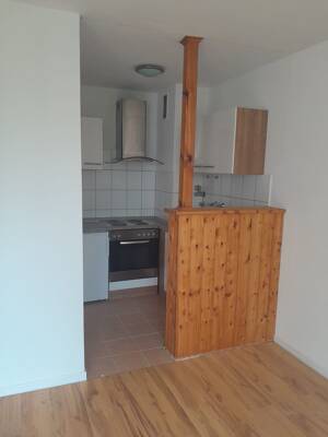 Schöne helle 1- ZimmerWohnung in Frankfurt Niederursel – 60439 Frankfurt am Main – Vorschaubild 2