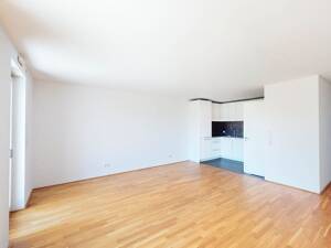 3-Zimmer-Wohnung mit Balkon zum gepflegten Innenhof – 60435 Frankfurt am Main – Vorschaubild 3