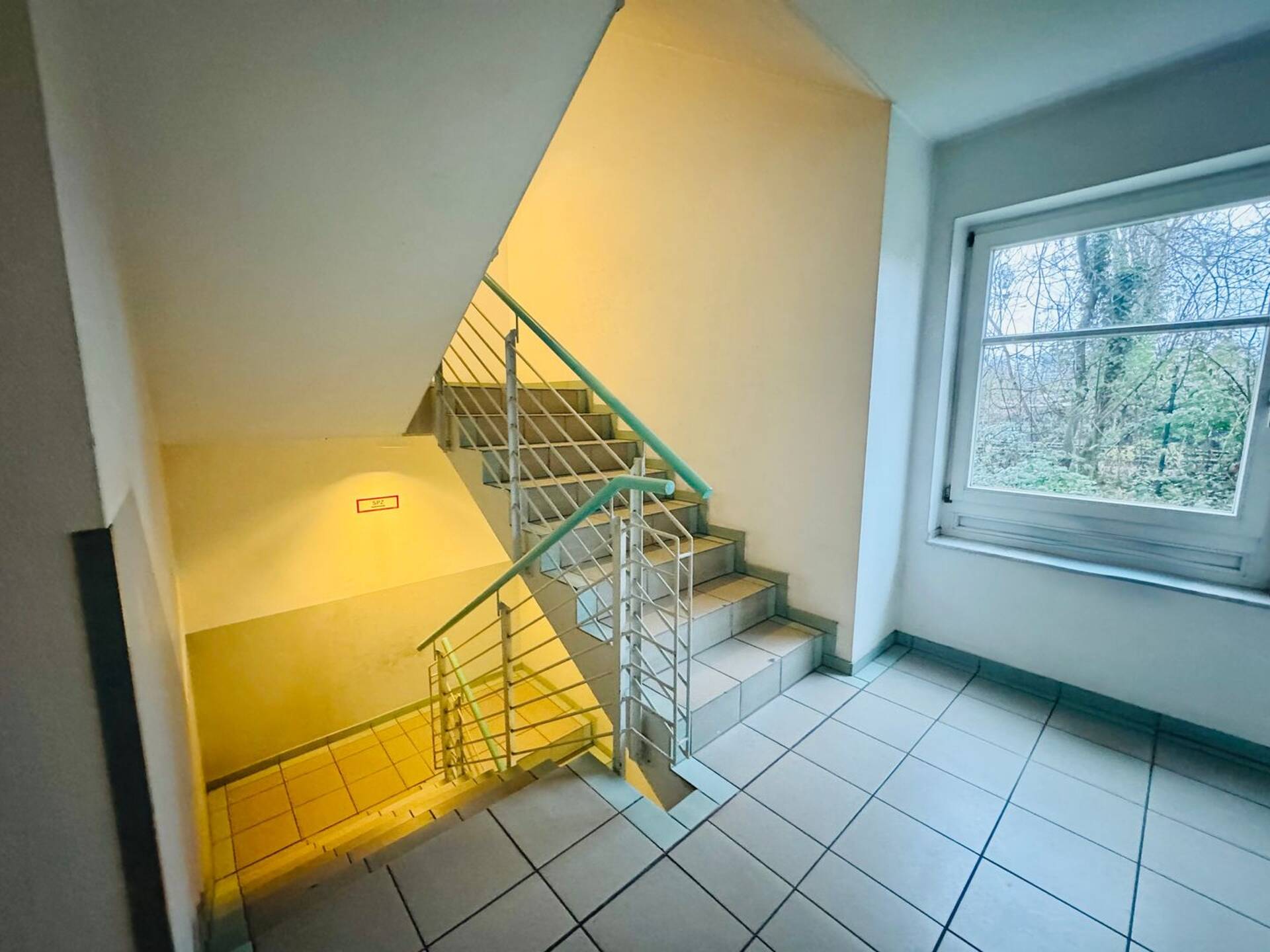 Etagenwohnung in 51149 Köln mit 47 m² kaufen